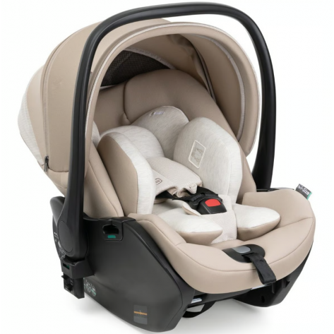 Автокрісло Chicco First-Seat Recline i-Size
